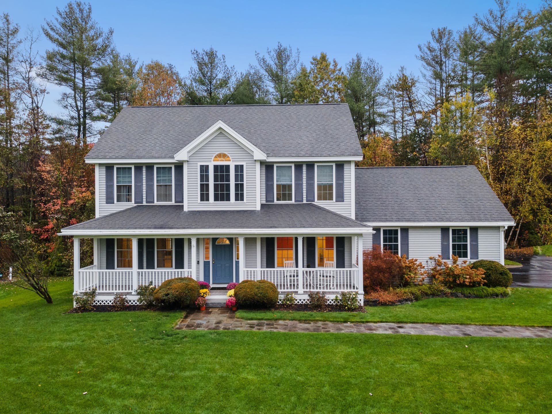A classic MetroWest Massachusetts colonial home
